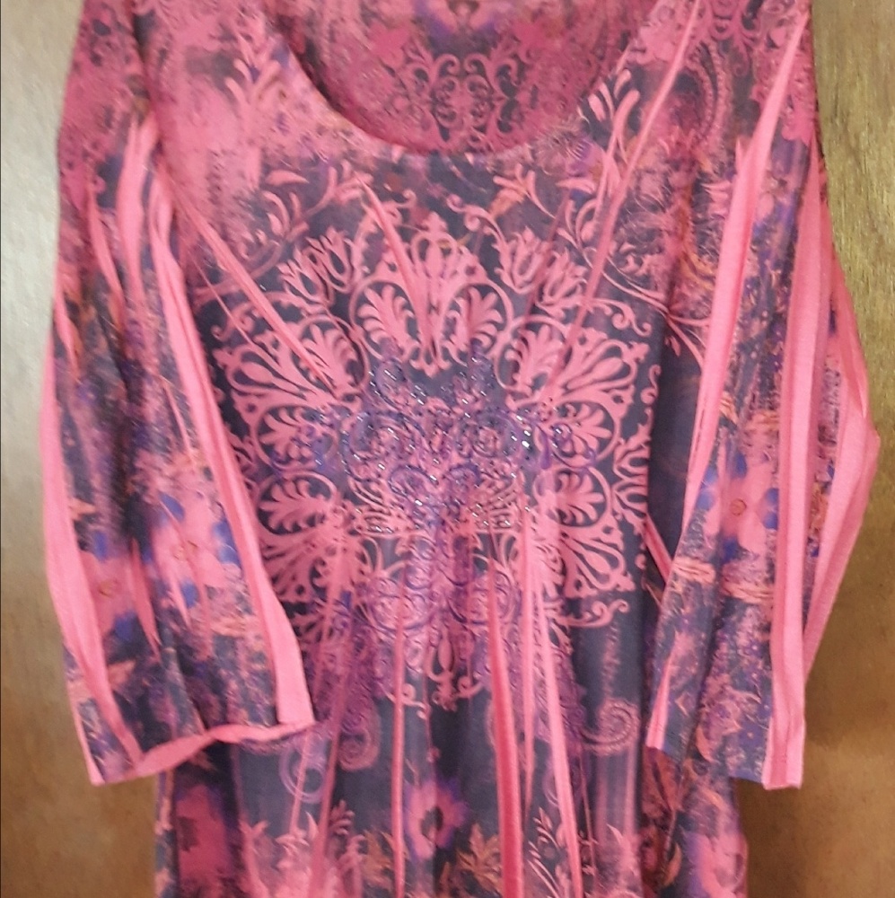 Pink and NAVY BLUE top